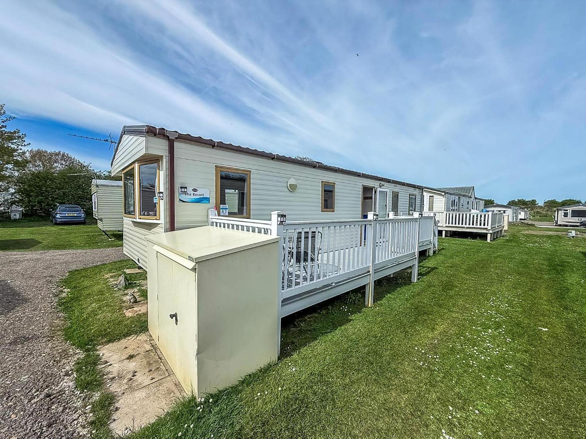 8 Berth Caravan With Decking At Sunnydale In Lincolnshire Ref 35087S Louth  Exterior photo